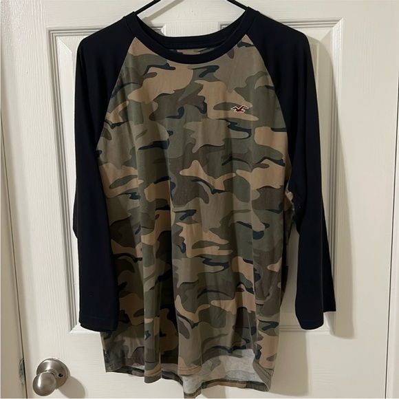 Hollister Other - Hollister Men’s Baseball Shirt Camo XL.